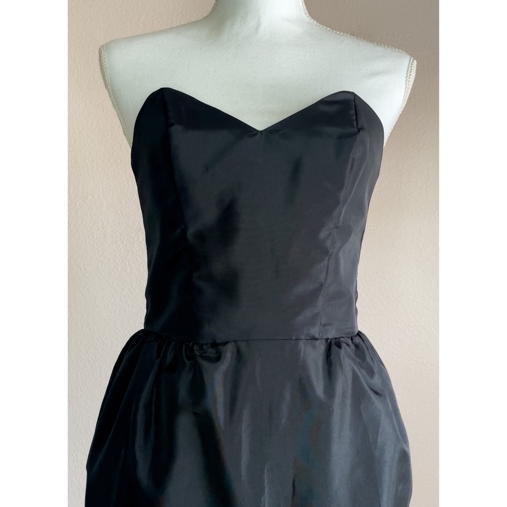 VINTAGE | Strapless Semiformal - Picture 2 of 5